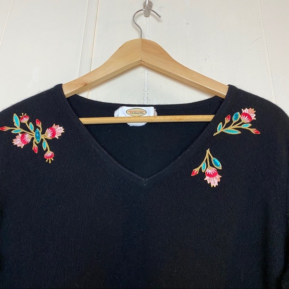 Talbots Black Cashmere Appliquéd V-neck Sweater Women’s Size Large - Picture 8 of 12